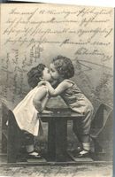 Országos Széchényi Könyvtár: Csókolózó gyerekek