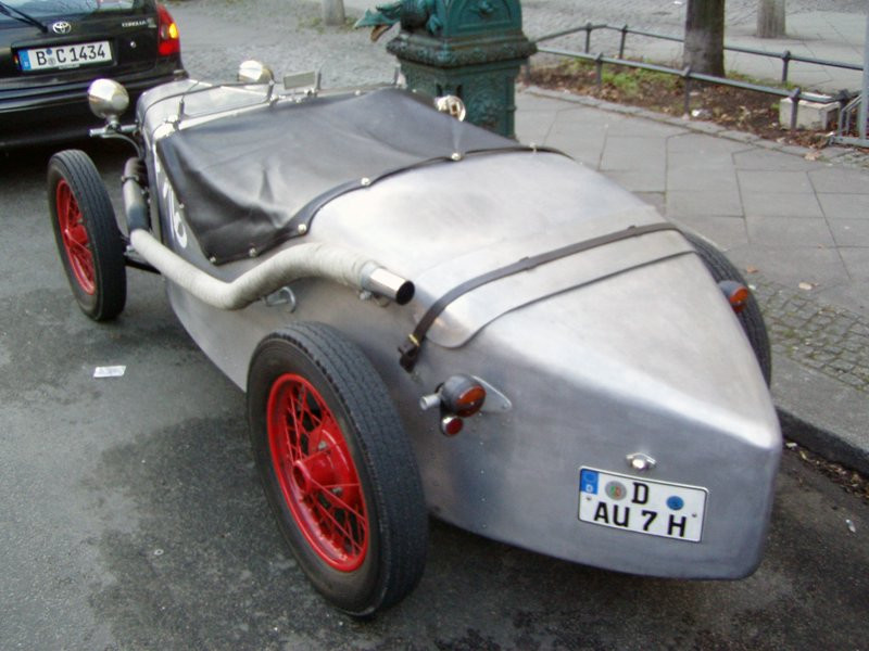 Oldtimer hátulról