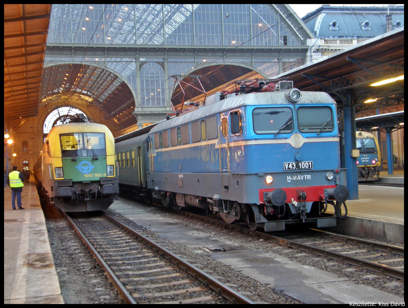 V43 1001 & 1047 502-8