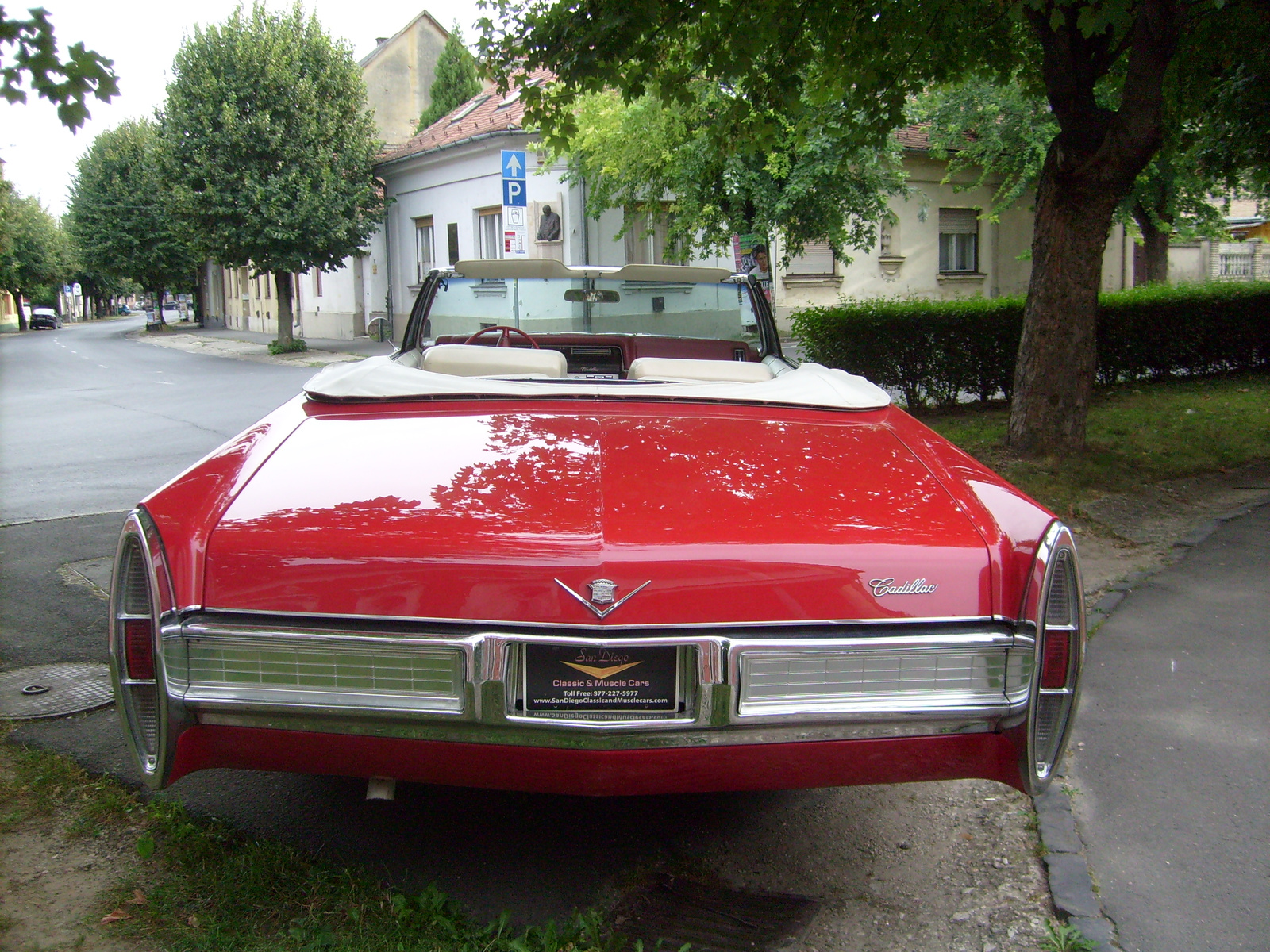 Cadillac DeVille