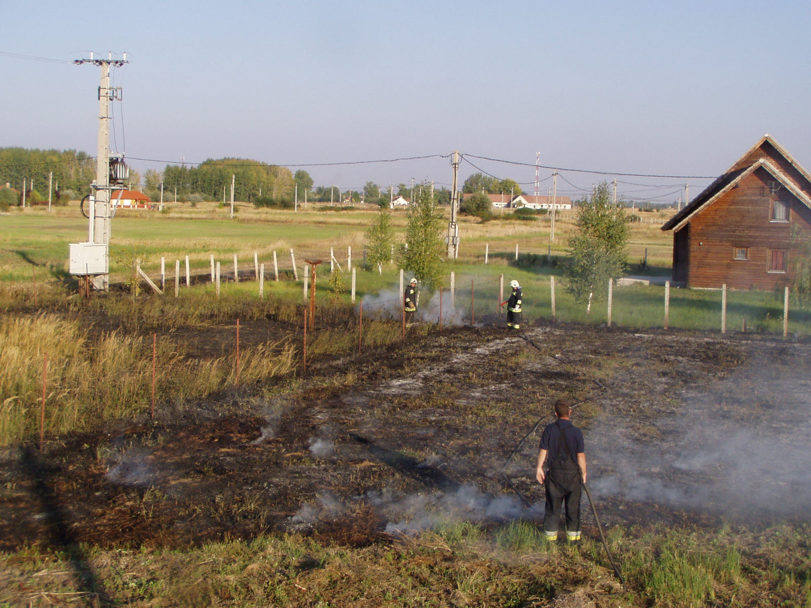 Tűz üdülő telken  2