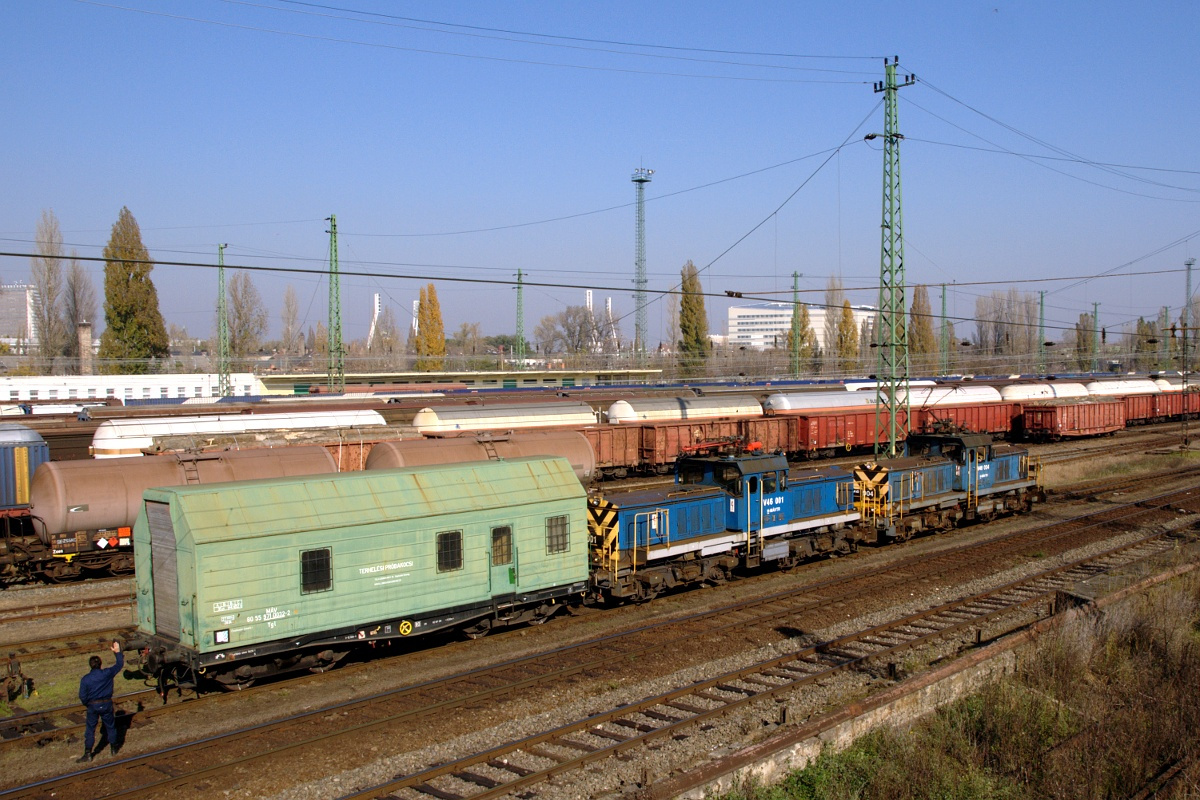 V46-001 és V46-004 Ferencváros 2010.10.31.