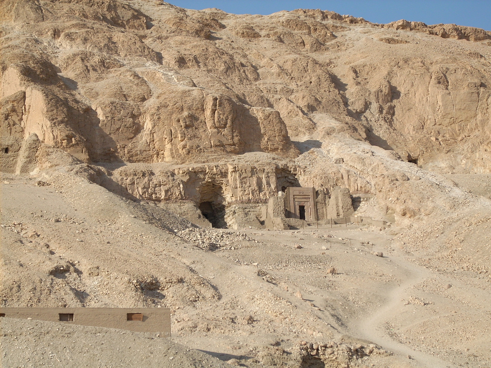 HATCHEPSUT-TEMLOM14