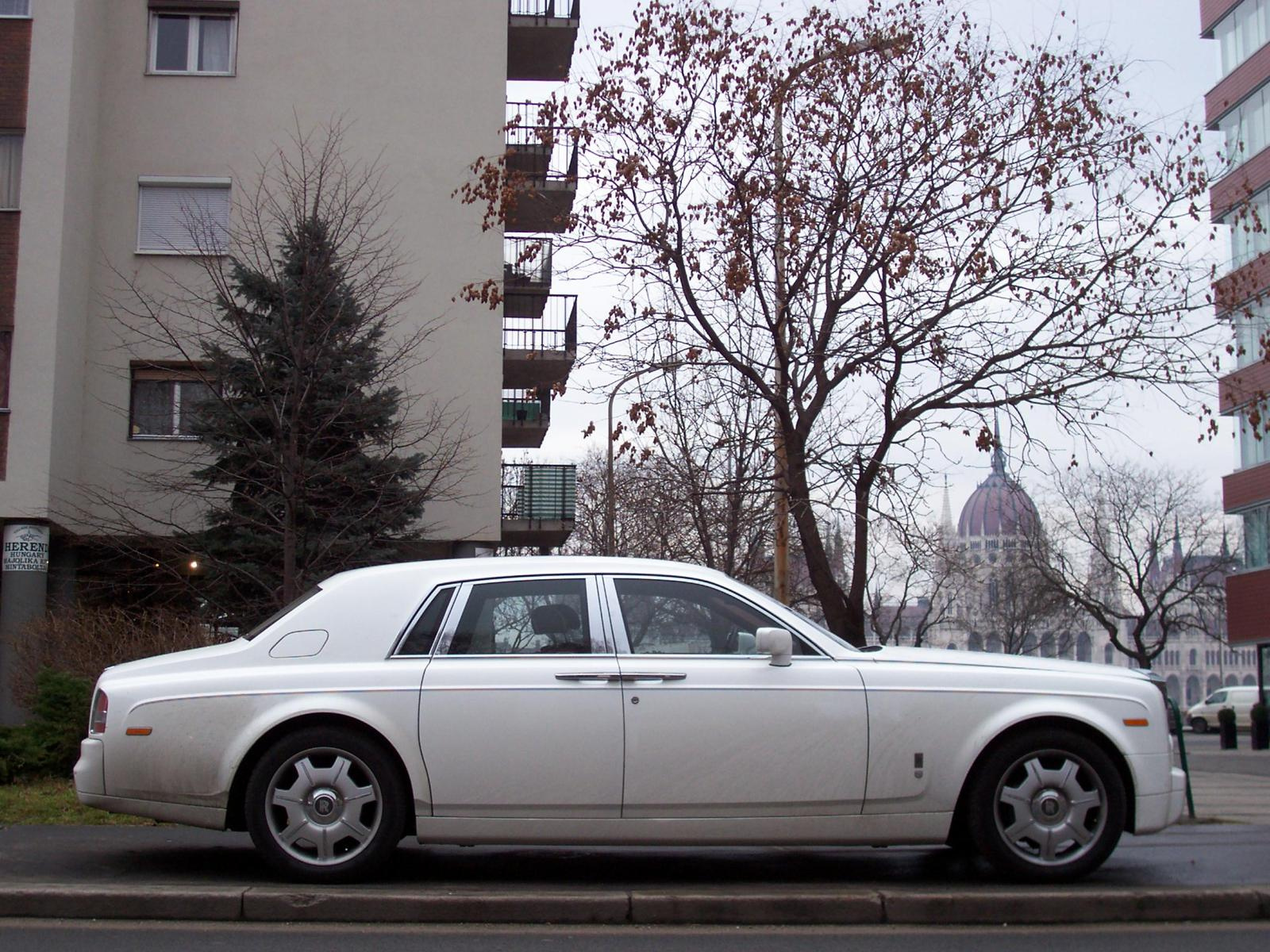 Rolls-Royce Phantom (3)