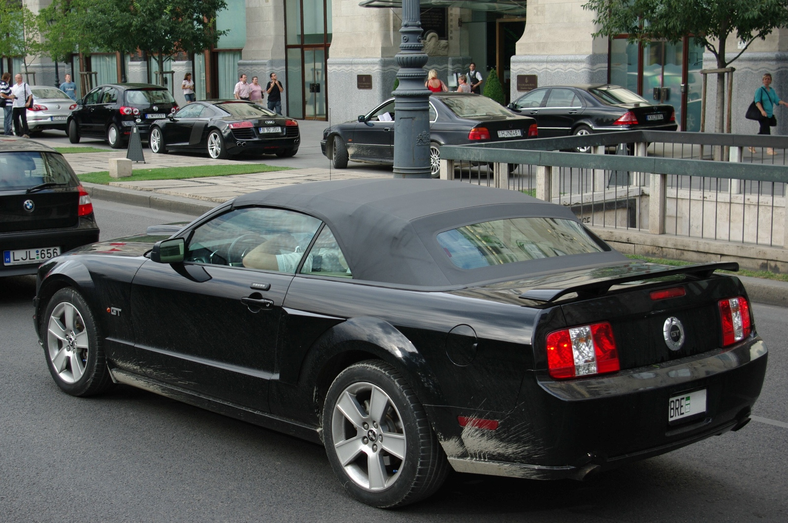 Ford Mustang GT Convertible (2)