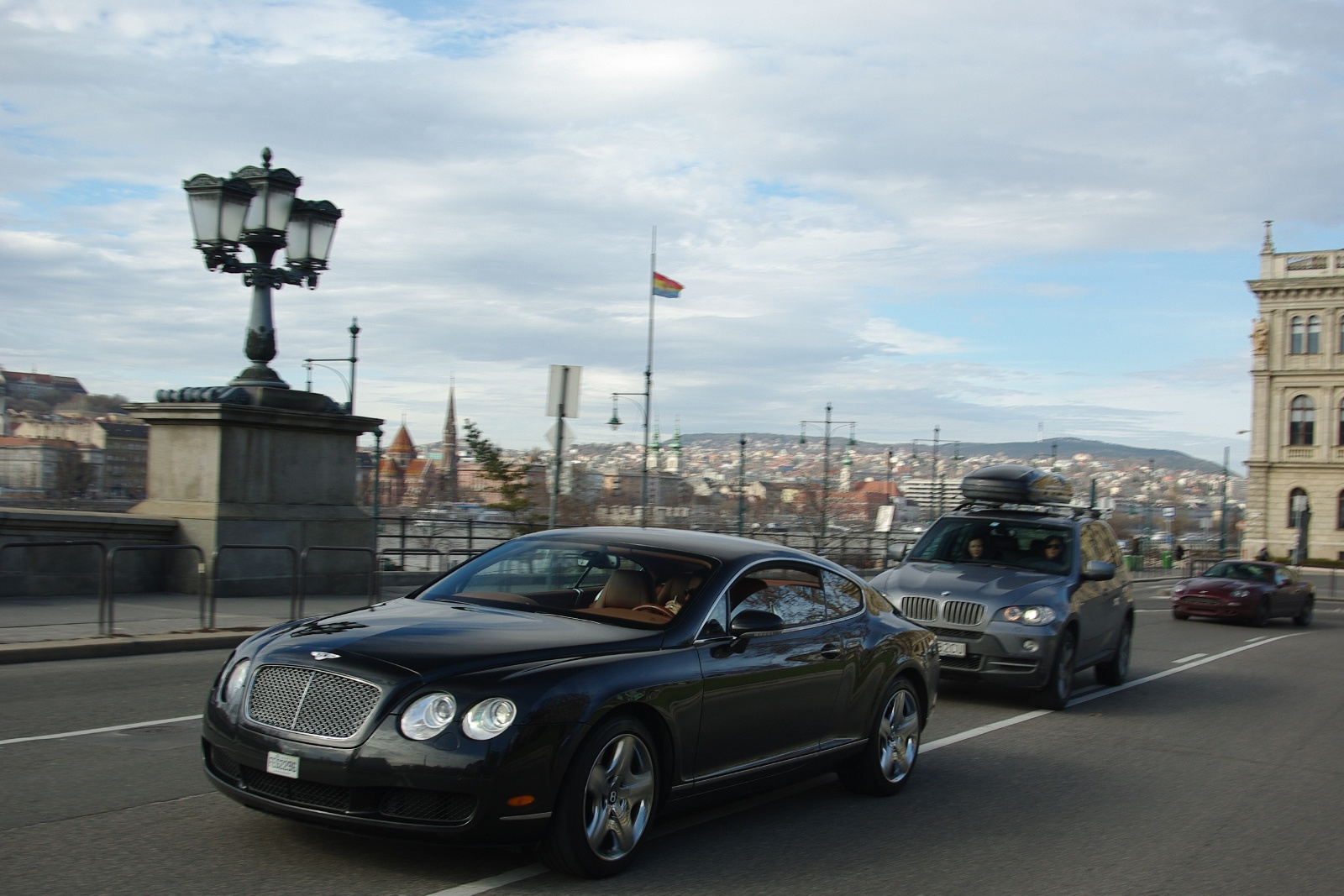 Bentley Continental GT & Aston Martin DB7