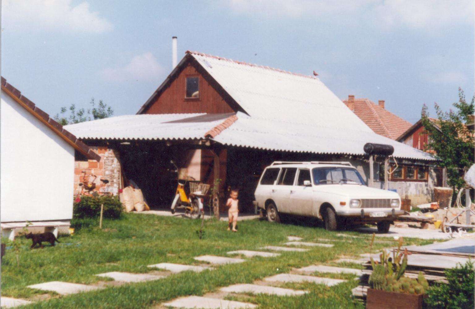 Babetta, Bátyám, Wartburg