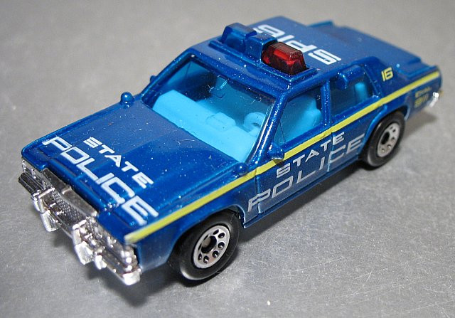 Ford LTD police blue 3