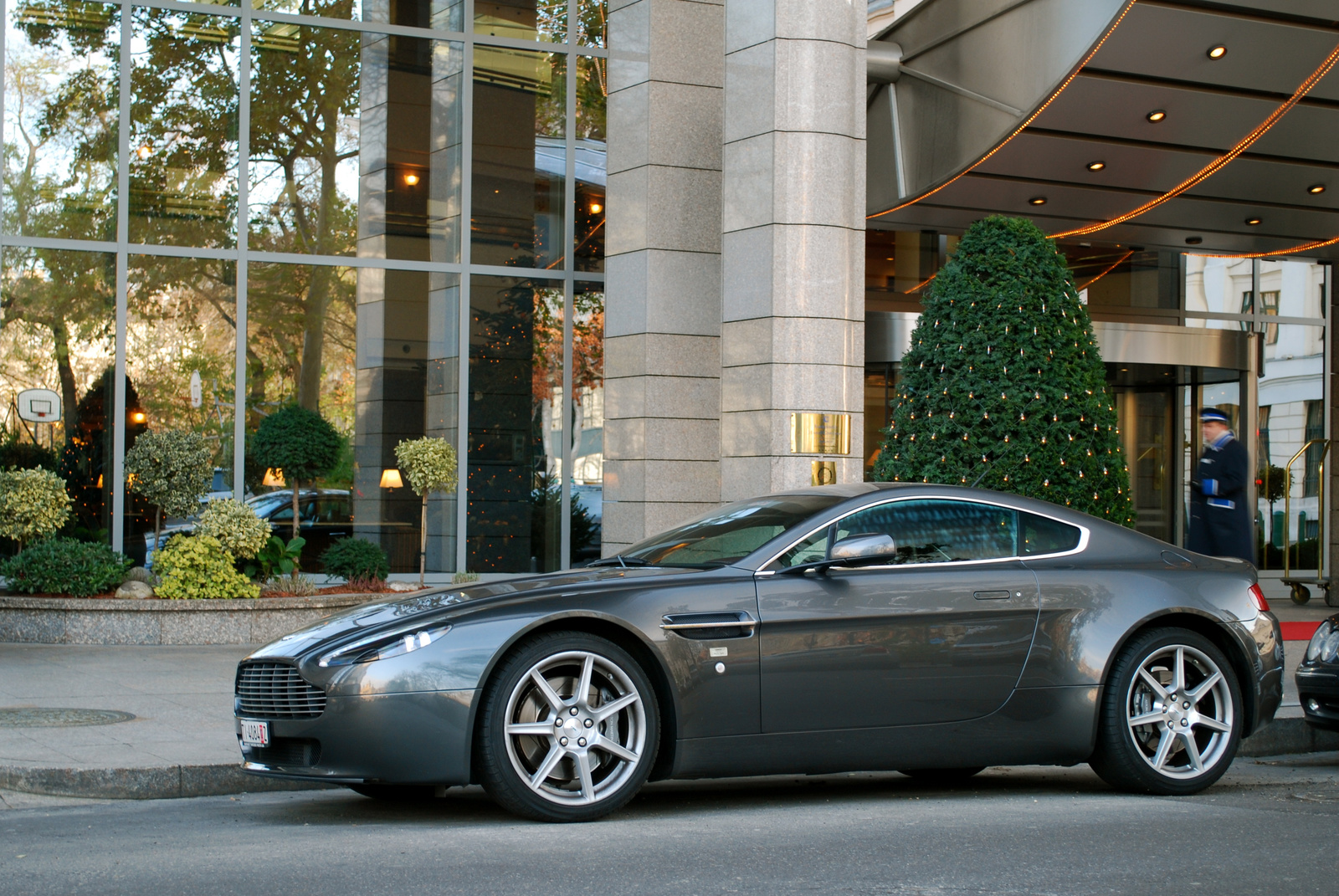 Aston Martin V8 Vantage