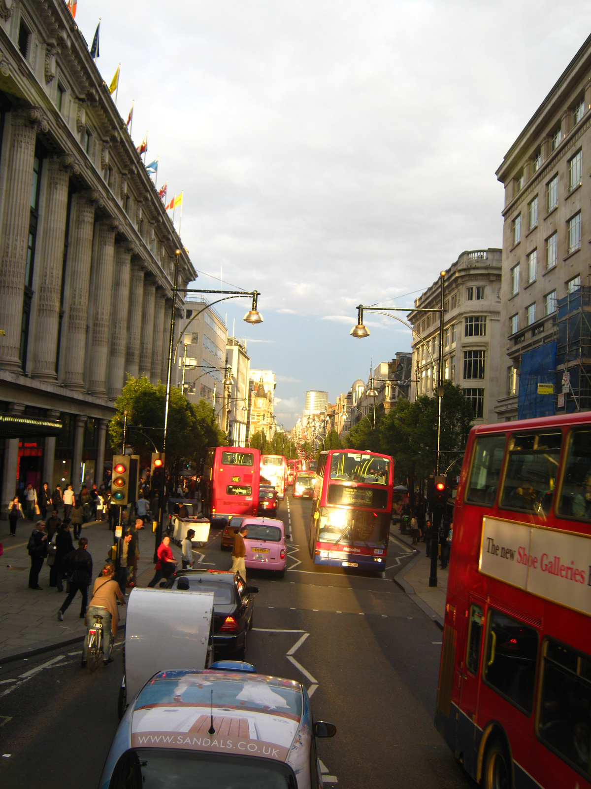 20100928 oxford street (3)