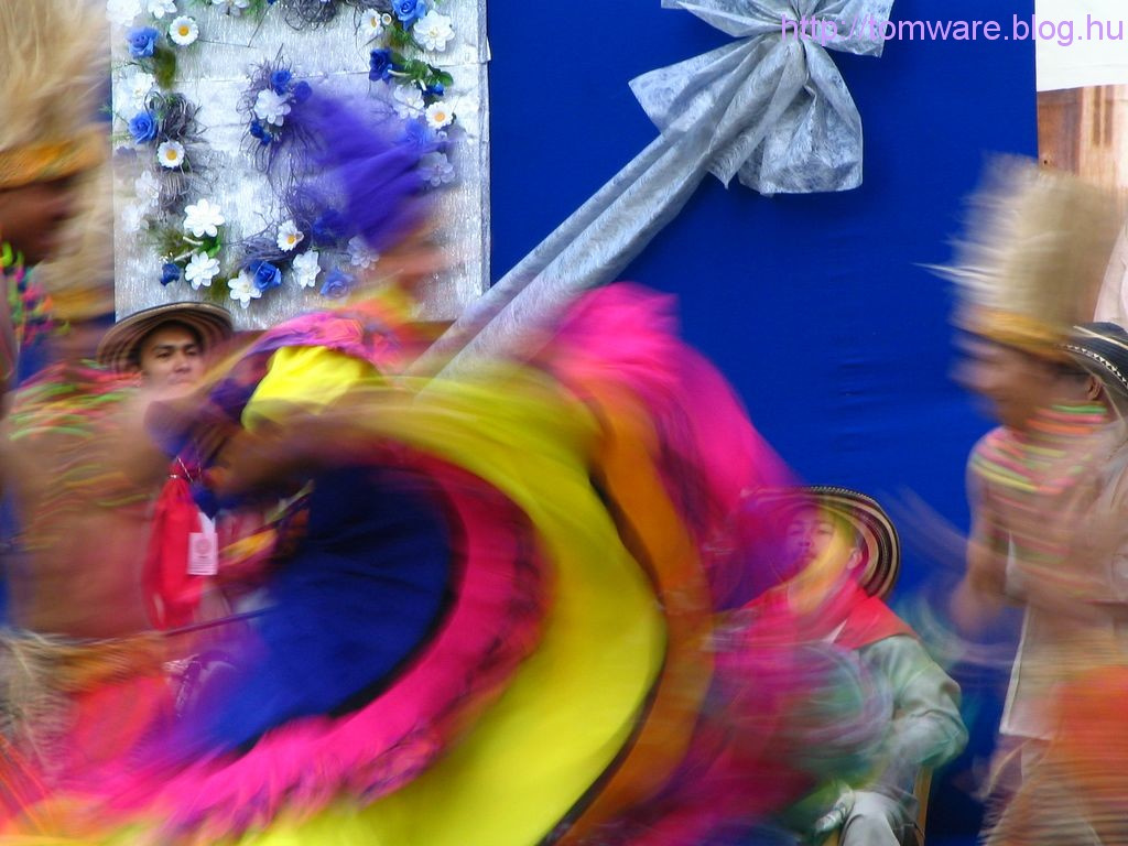 Csángó Fesztivál - Táncosok a főtéri színpadon III