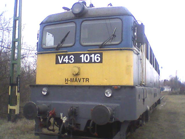 V43-1016