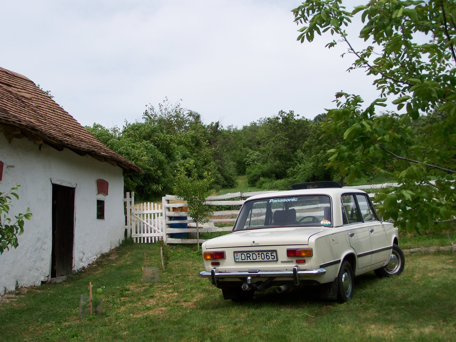 lada 208