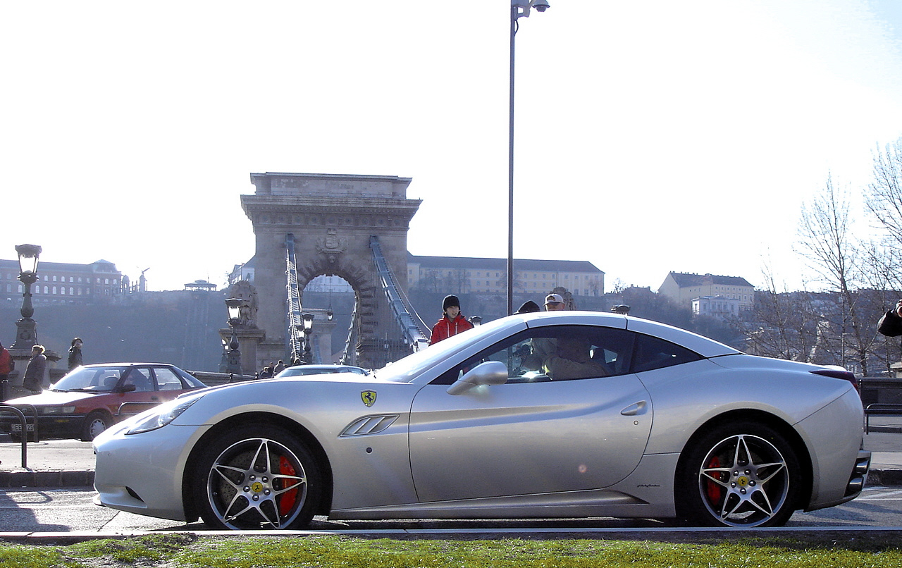 Ferrari California