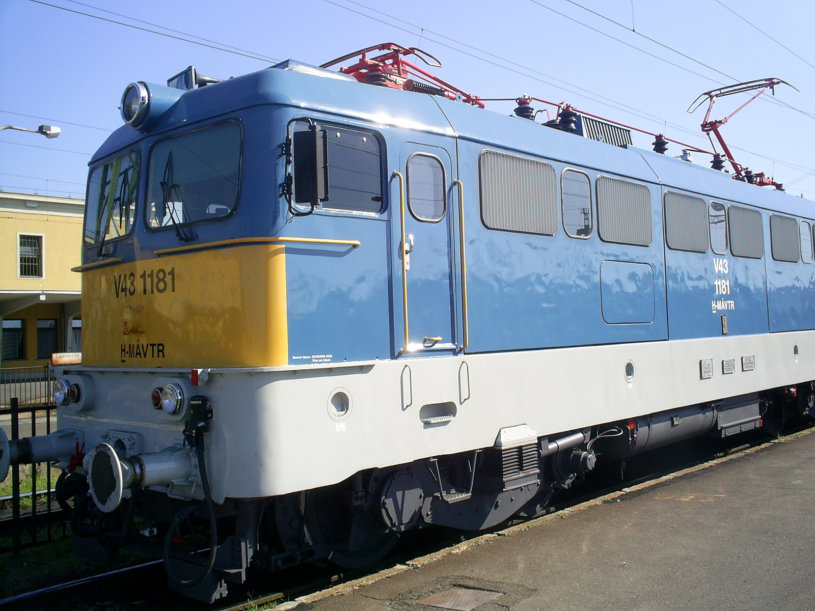 S4020044