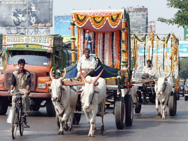 Menschen im Verkehr von Mumbai