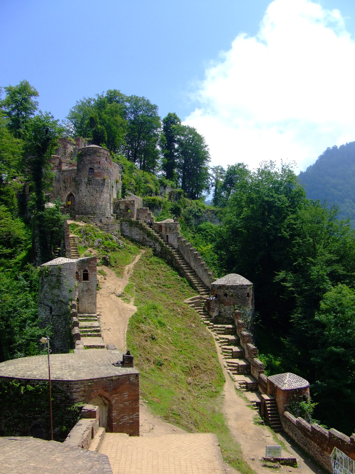 Irán 2418 Qal'eh Rudkhan Fuman