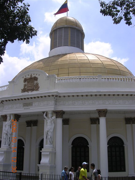 198 Caracas - Capitolio National