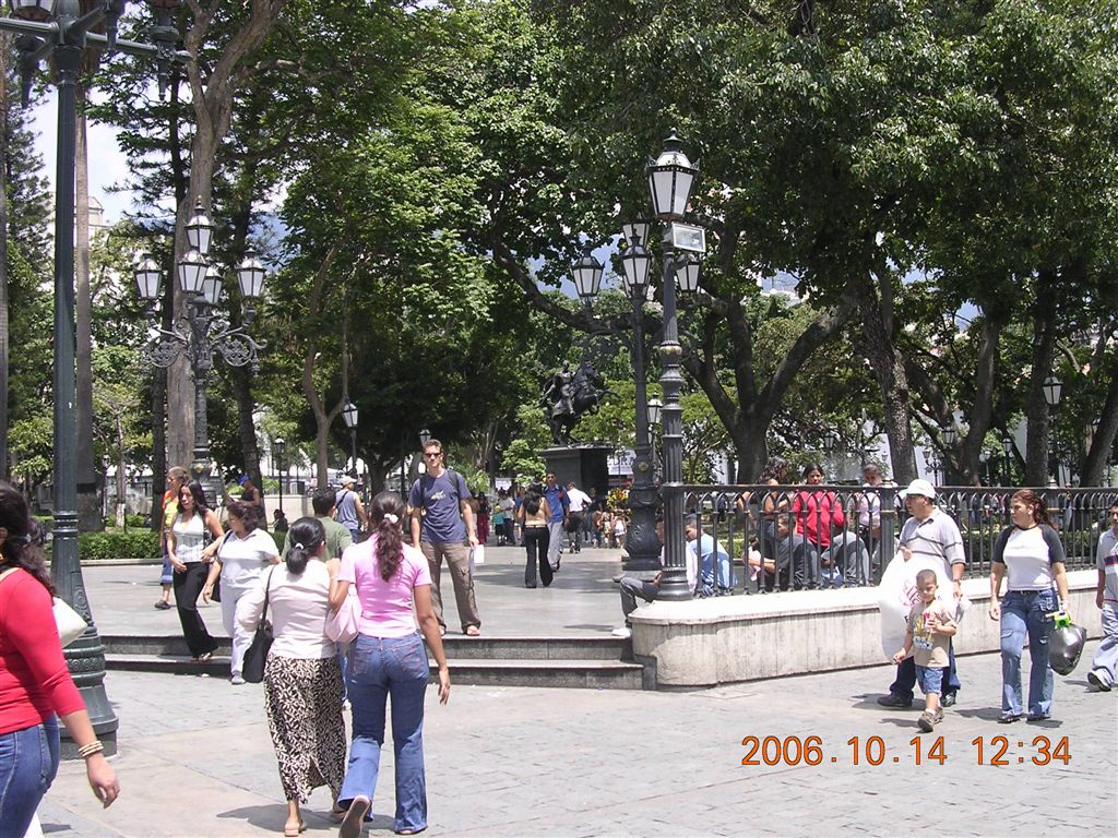 200 Caracas - Plaza Bolívar