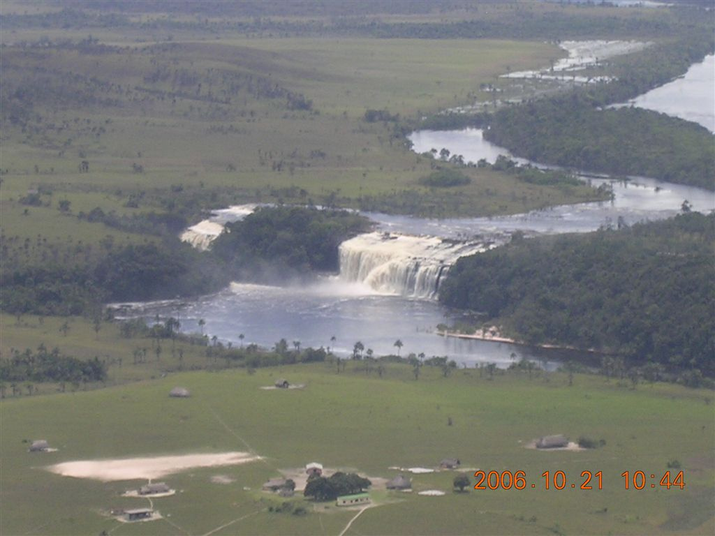 319 Canaima - Saltos El Sapo & El Sapito