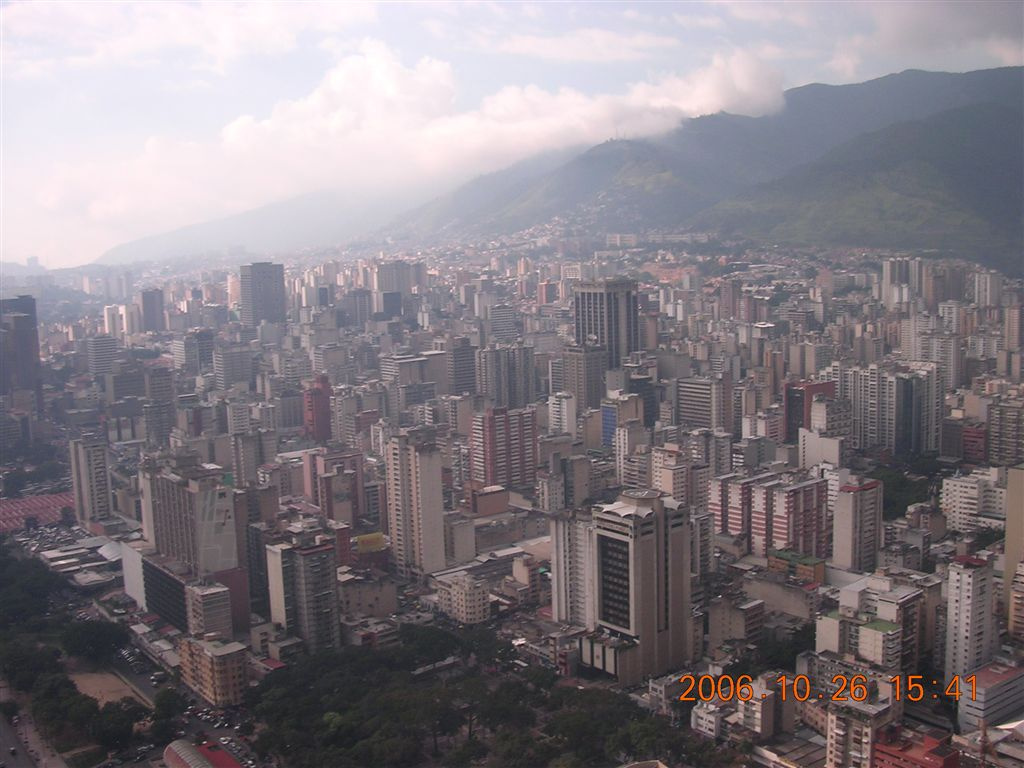 435 Caracas - Torre Oeste