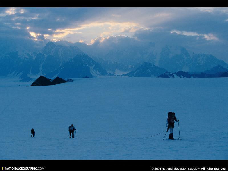 glacier-crossing-524366-sw (Medium)