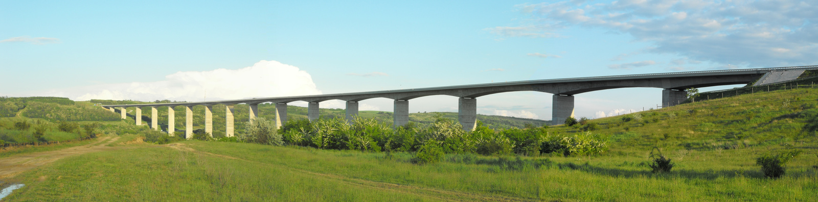 Kőröshegyi Viadukt panorama2 M7