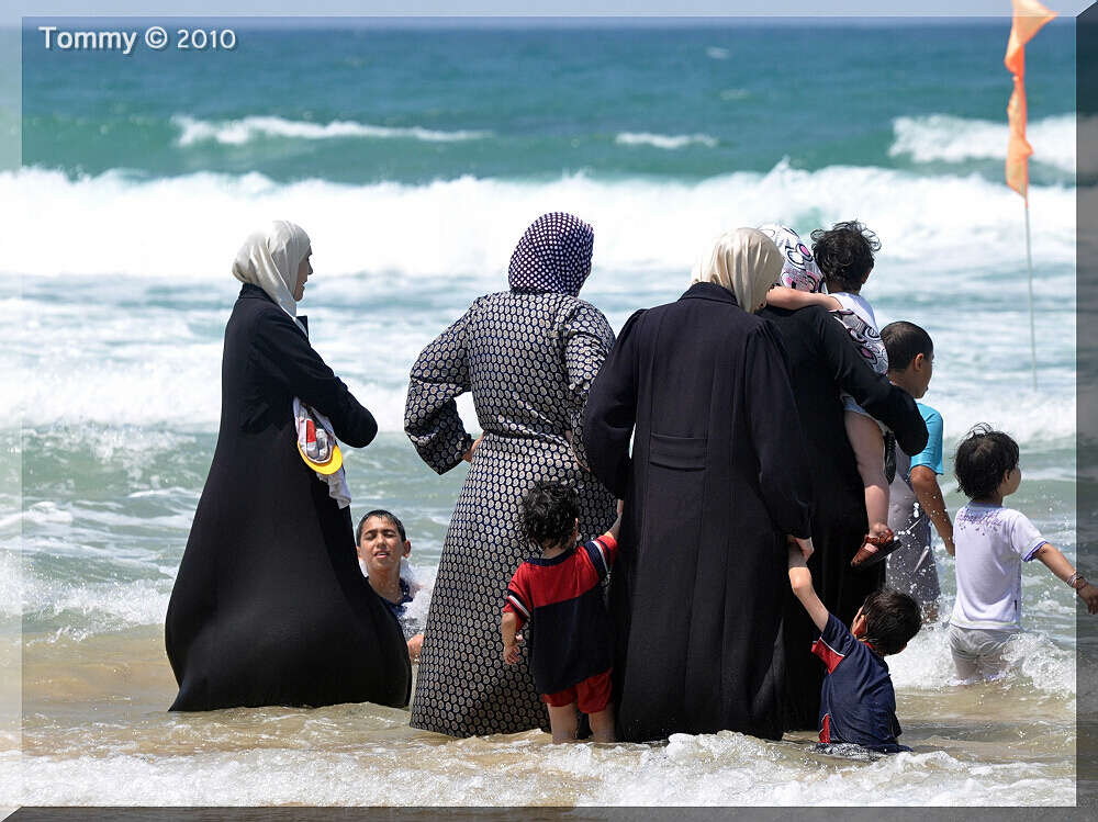 Muslim womens on the beach