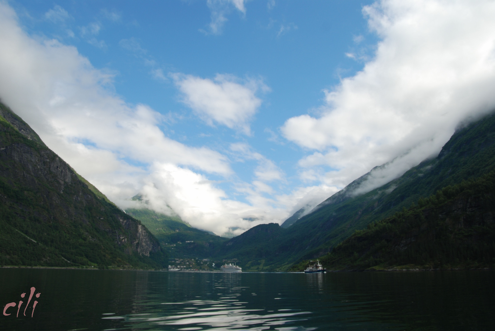 2011-07-04geiranger-52