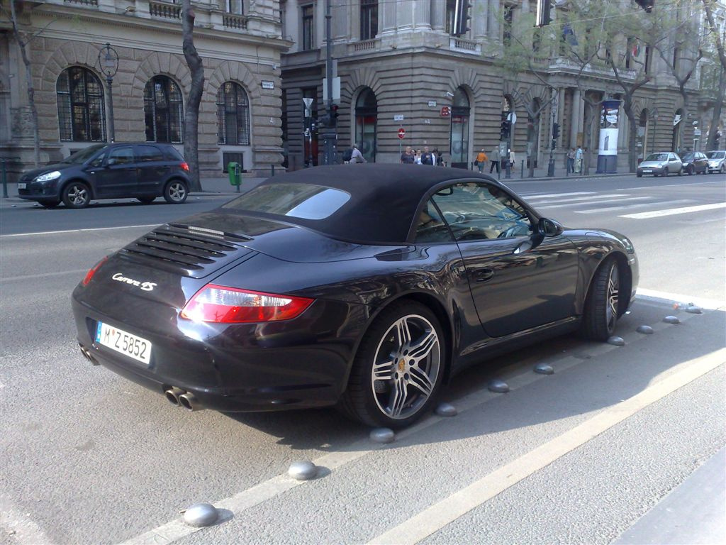 Porsche 911 Carrera 4S Cabriolet (997)