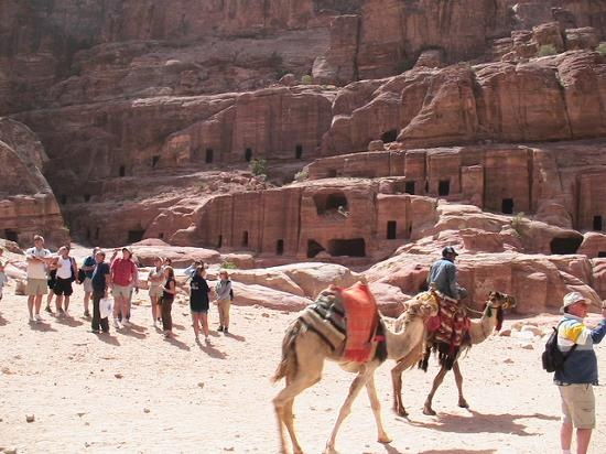 tombs-of-petra