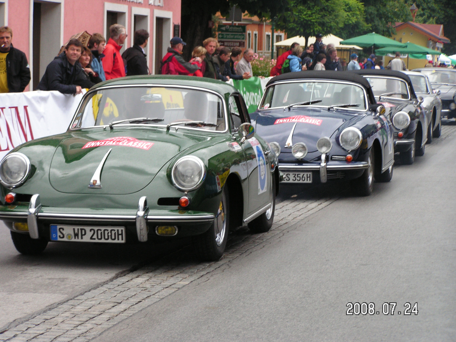 356-os Porsche-k egymás között
