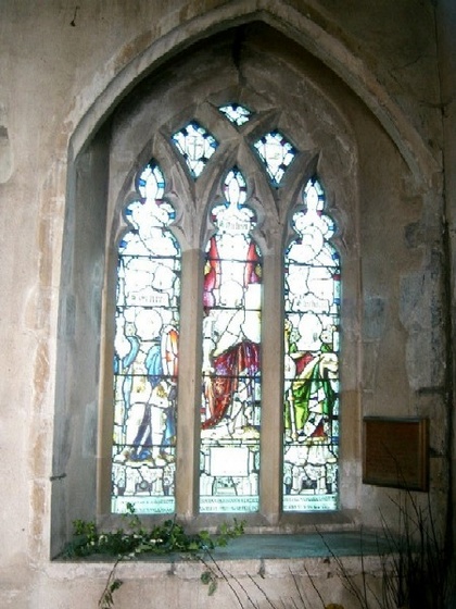 CanewdonEssexStNicholasChurchWindow-1