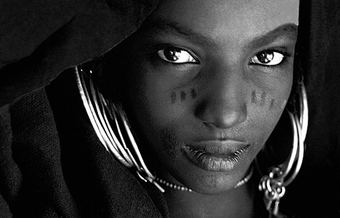 03 26 44 niger-bororo woman bw-spyder