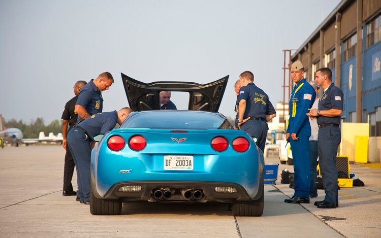 112 0908 31z+2009 chevrolet corvette ZR1+rear view