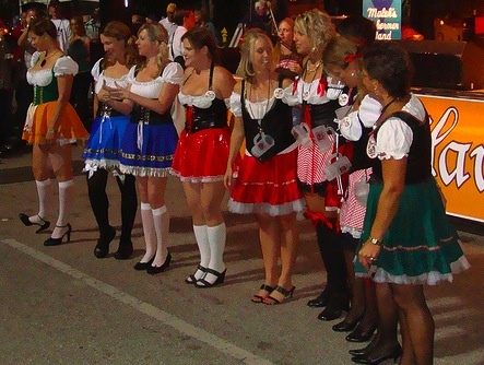 oktoberfest girls-075