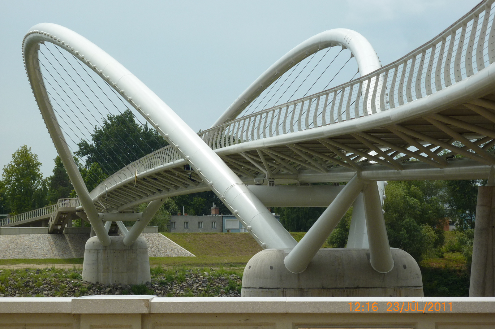 Tiszavirág híd, Szolnok