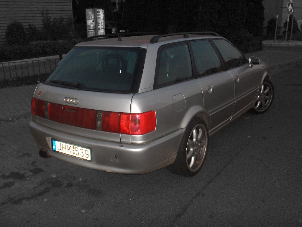 Audi RS2 replica