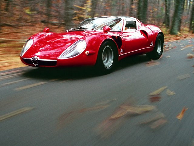 Alfa Romeo 33 Stradale (2)