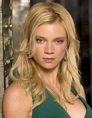 Amy Smart - Untitled John Wells, Hannah Shakespeare drama (CBS