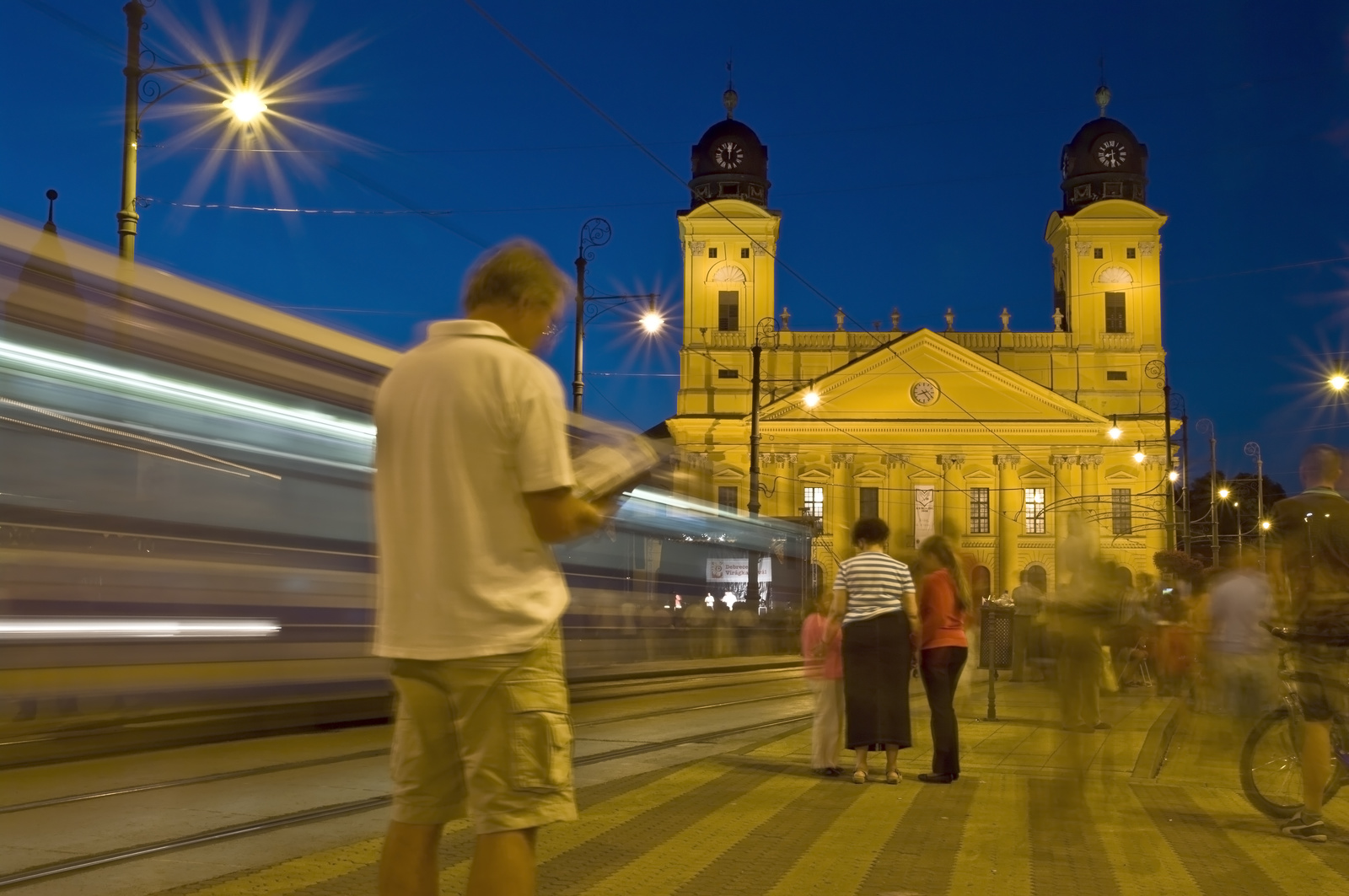 Kossuthsquare by night