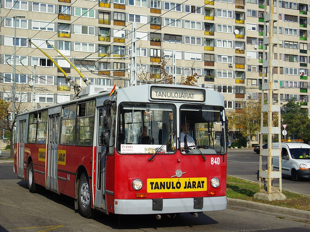 ZIU9 az Örs vezér téren 2 2008.10.12