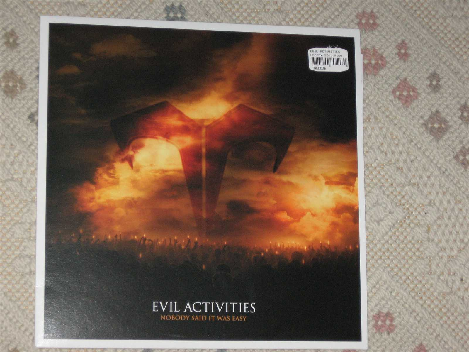 (NEO036) Evil Activities - Nobody Said It Was Easy (front)