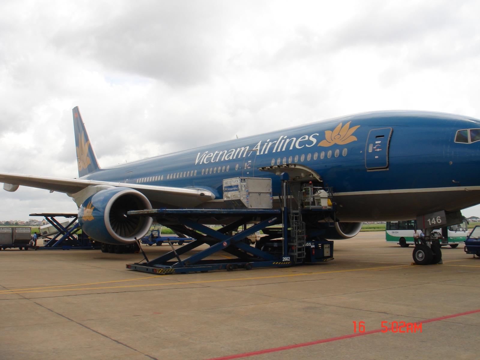 Vietnam Airlines