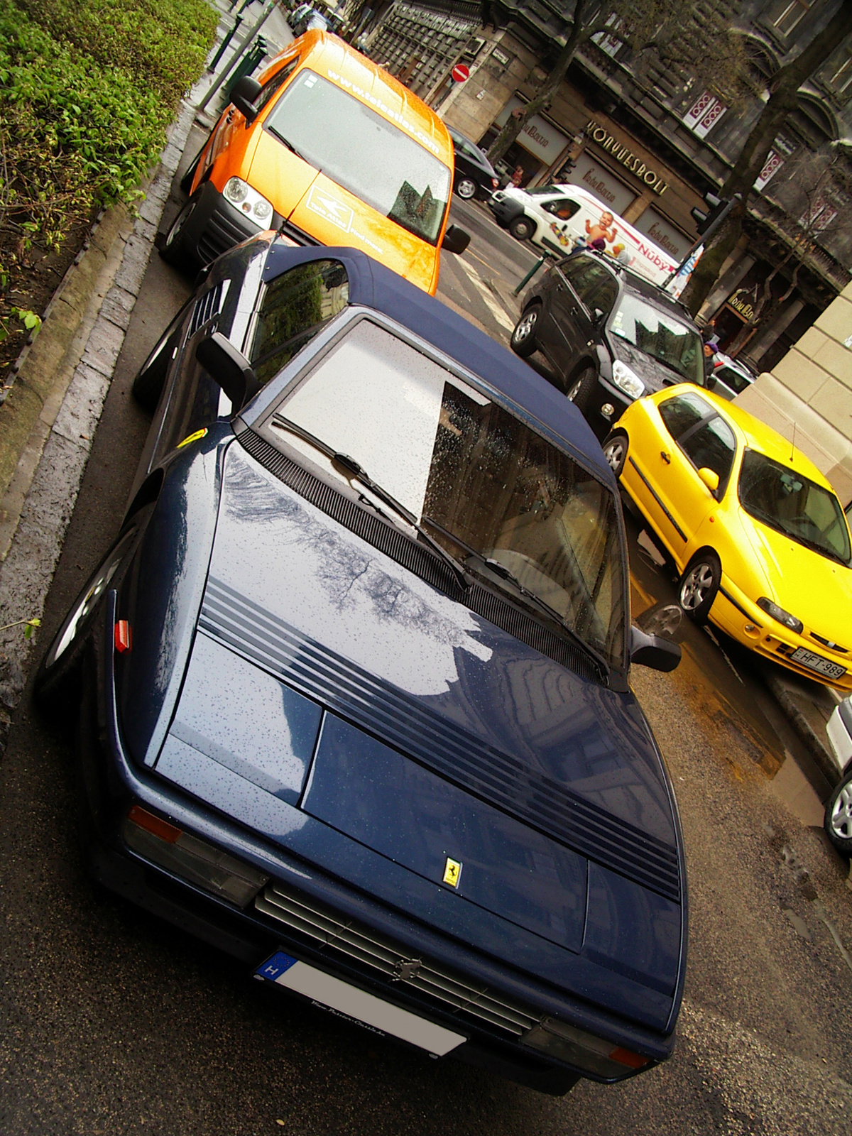 Ferrari Mondial T