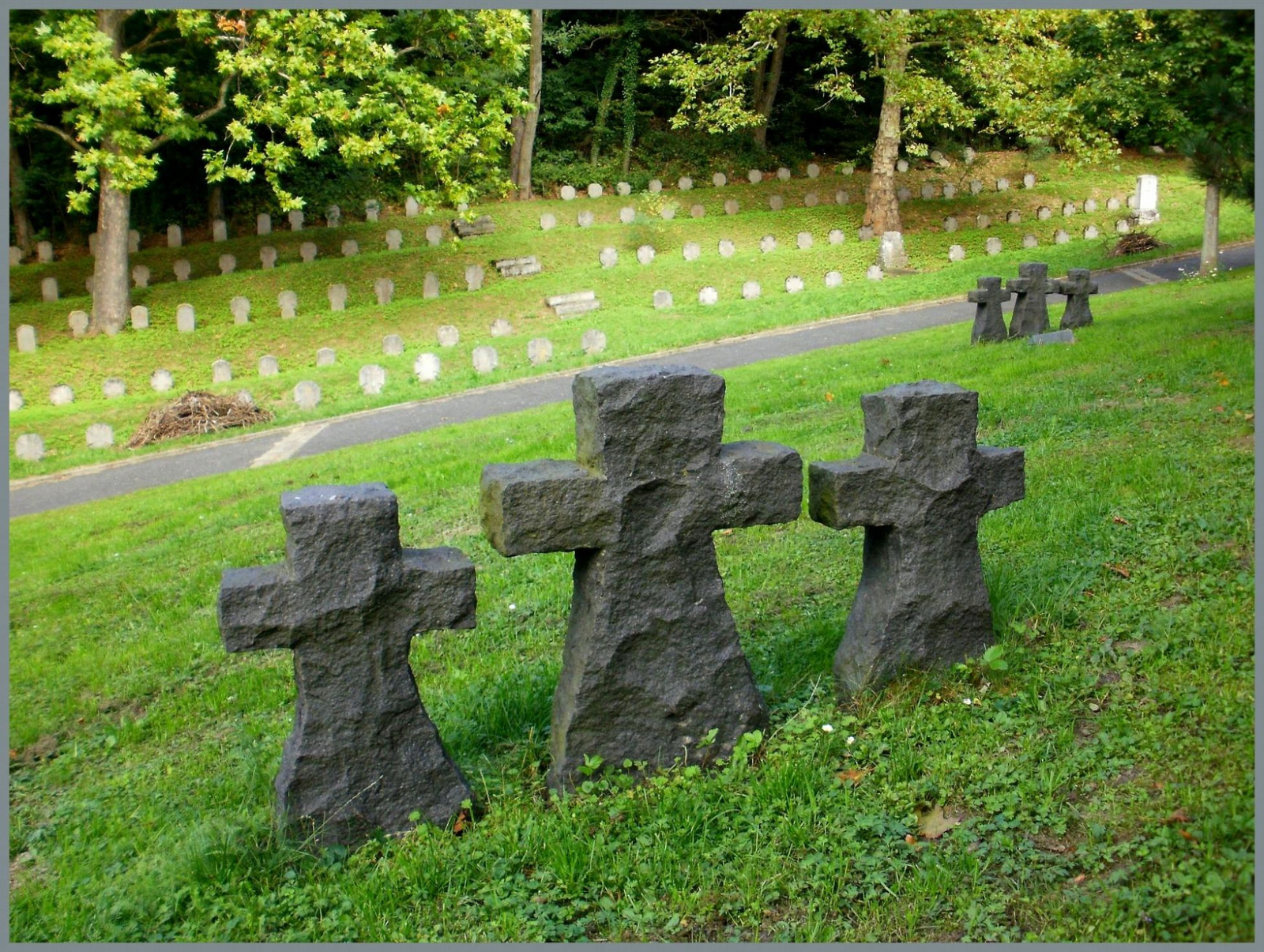 09. Hősi temető