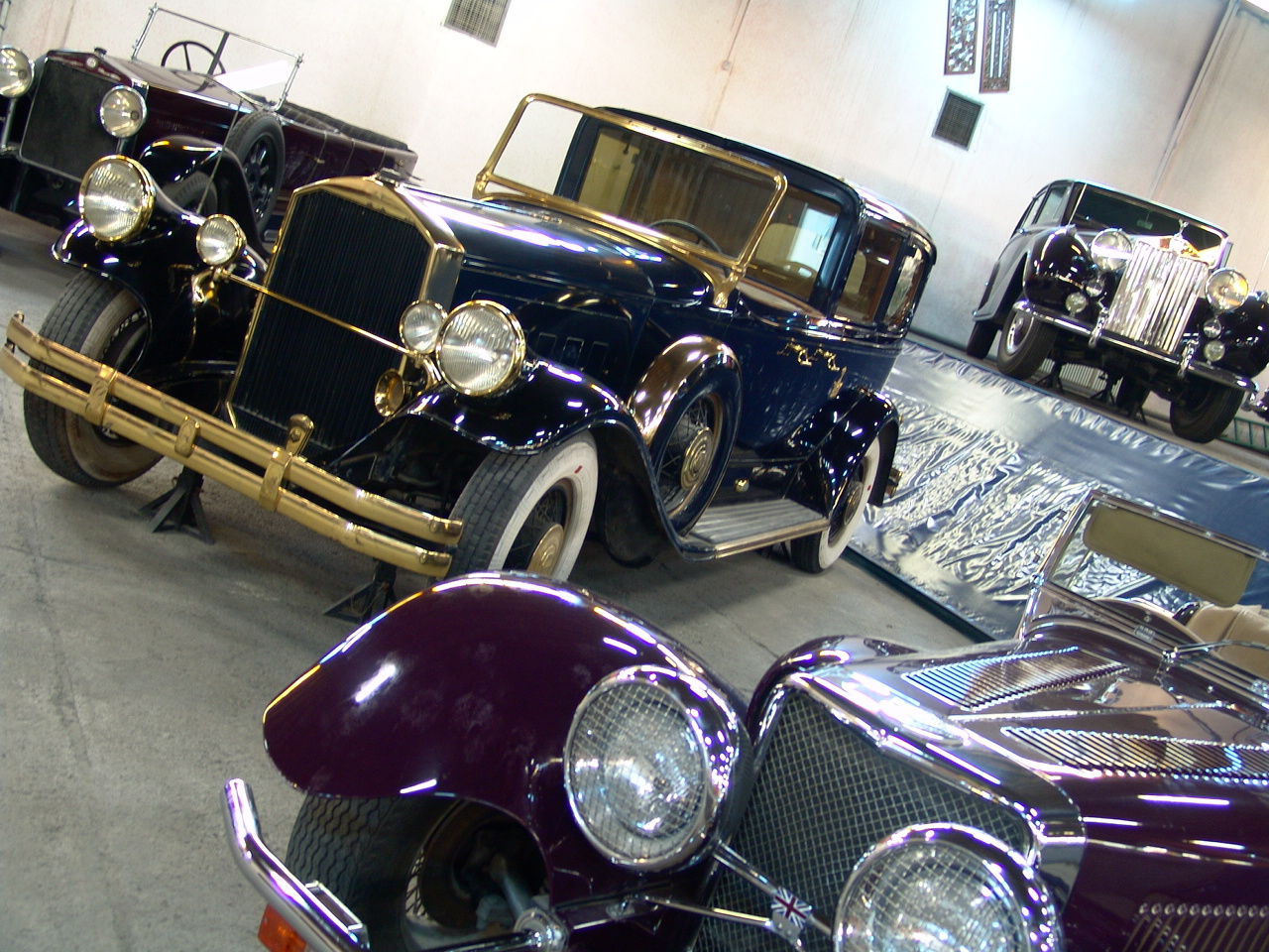 Iranian car museum, Karaj,July13,2010 244