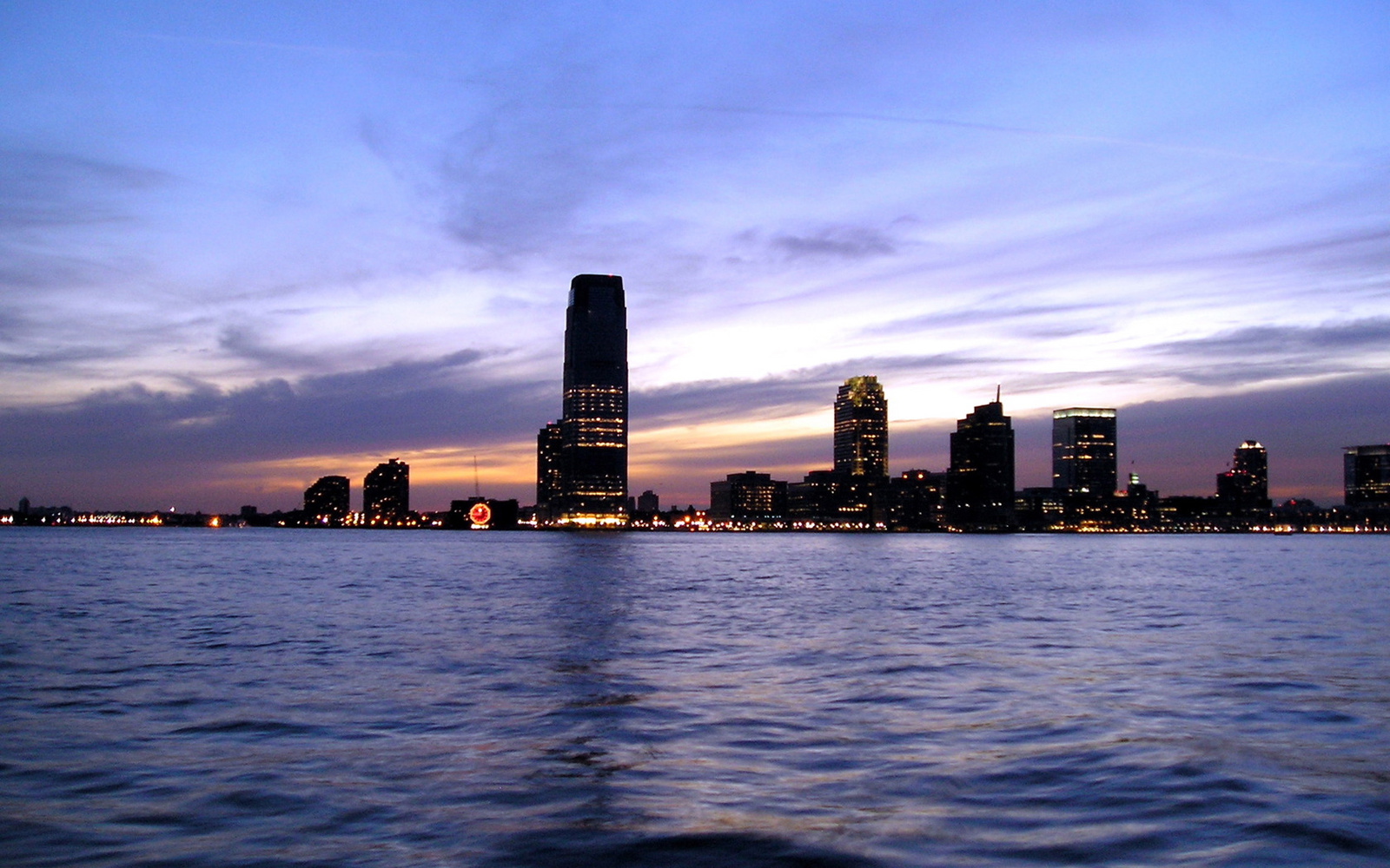 00421 jerseycityskyline 1680x1050