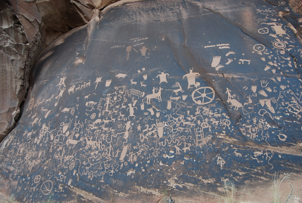 US 2010 Day20  098 Newspaper Rock, UT