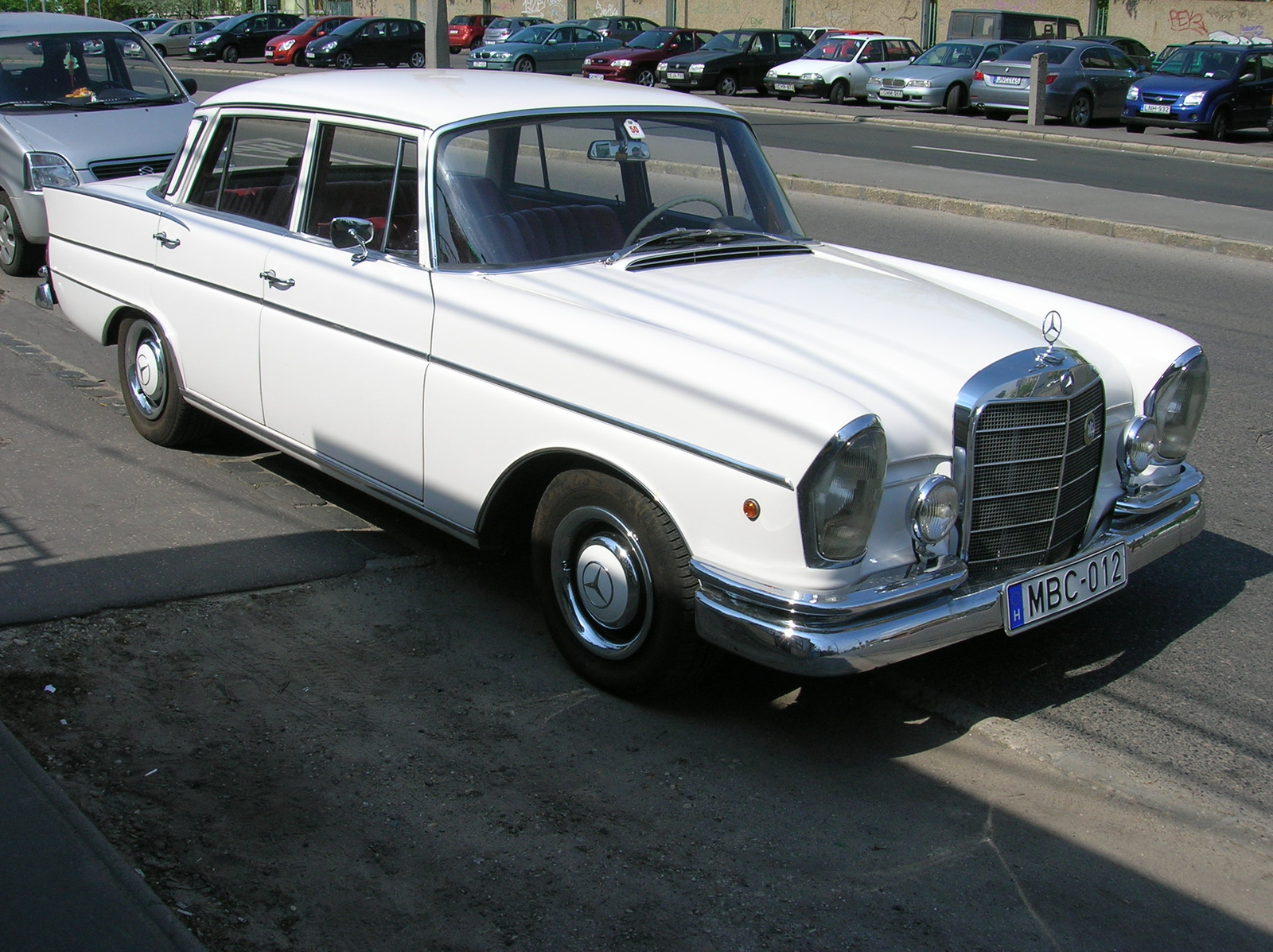 mercedes  220